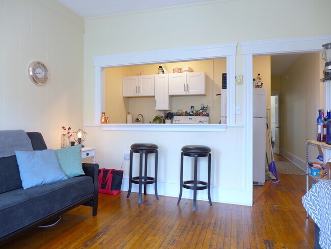 Photo - 866 Huntington Ave