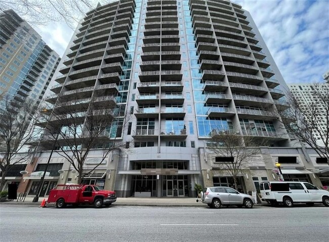 Photo - 950 W Peachtree St NW Condominio Unidad 902