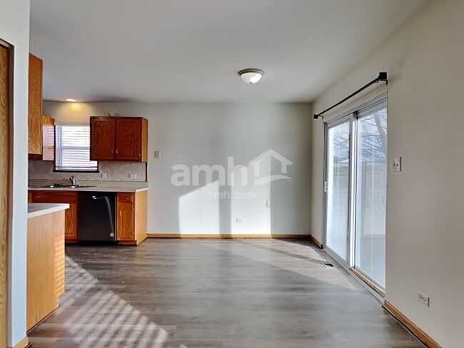 Photo - 4710 Peacock Ln