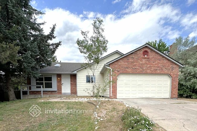 Building Photo - 19471 E Navarro Dr