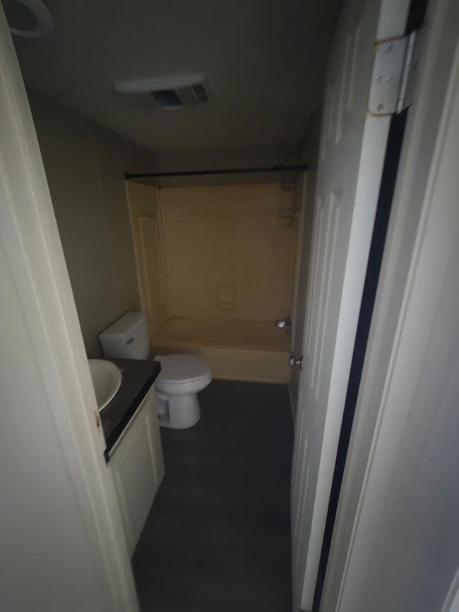 Photo - Claremore Rentals | Comfortable 2BR & 3BR Units Available