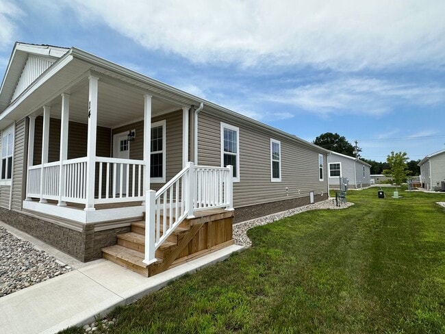 Photo - Ellis Landing Unit Lot 14