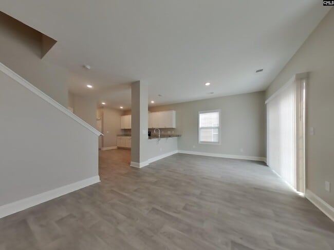 Photo - 1021 Crescent Moon Lp