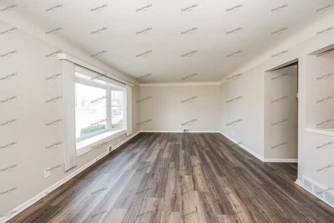 Photo - 28768 Forest Rd