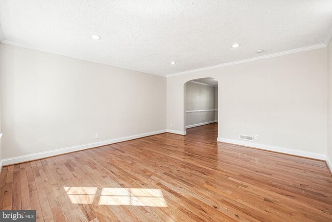 Photo - 110 Brandon Rd