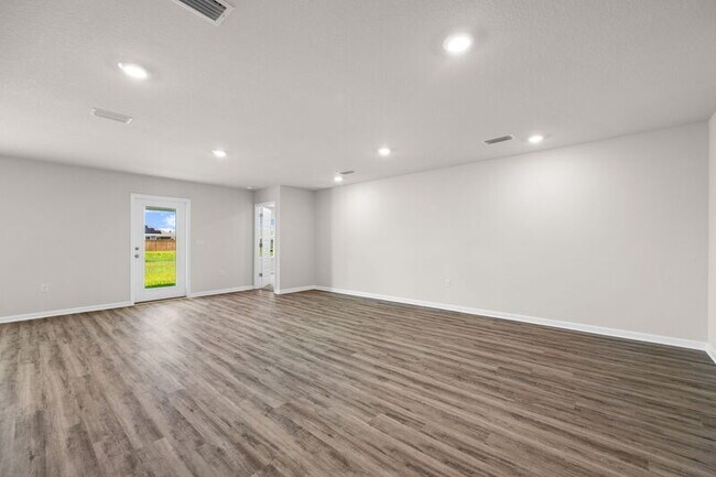 Photo - 7337 Morningside Dr