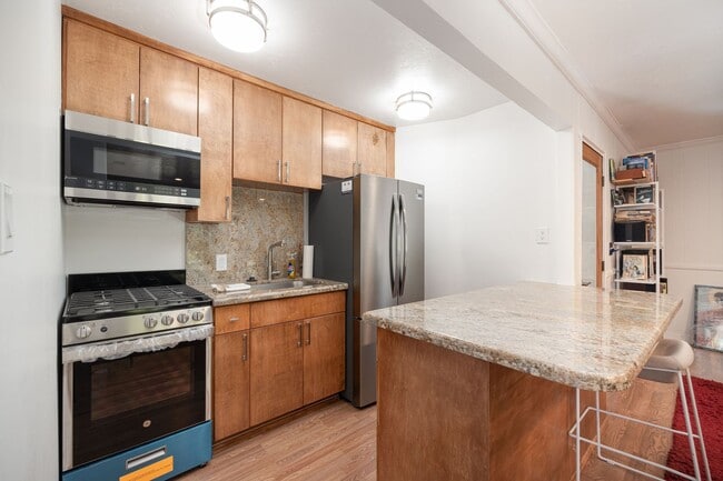 Photo - Rarely available gem now available in Bankers Hill - 1bed/1bath!