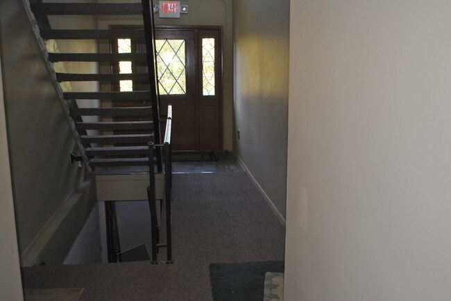Photo - Elbamar Apartments