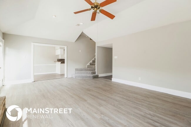 Photo - 1607 Bodart Cir