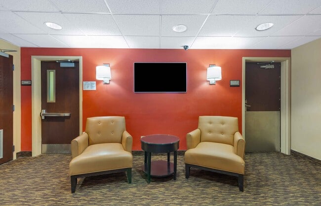 Furnished Studio-Baltimore - BWI Airport - Aero Dr.