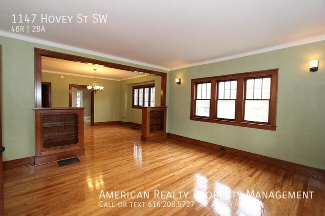 Photo - 1147 Hovey St SW