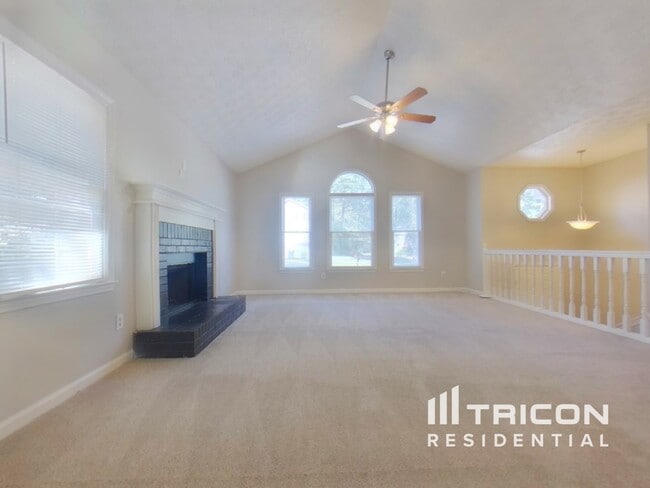 Photo - 158 Sweetwater Cir