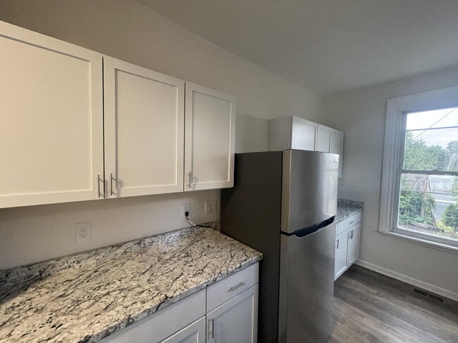 Photo - 2350 Logan St