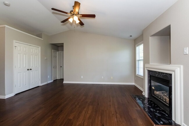 Photo - 13115 Ambrosia St