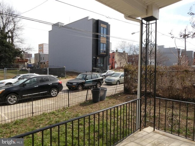 Photo - 1610 N 27th St