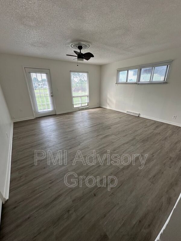 Photo - 7132 SW Lario Ln