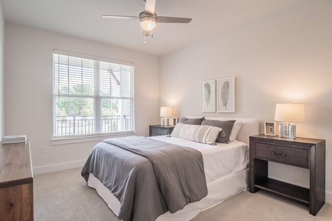 The Heron at River Island apartments — community photo