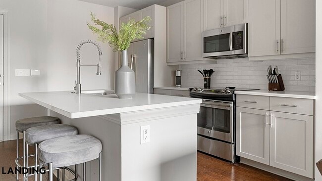 Photo - 2420 Peachtree Rd NW Unidad 1219