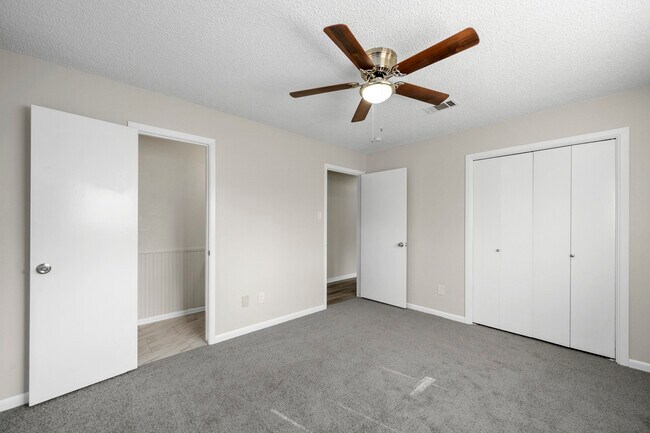 Photo - 1304 S Holly Ave