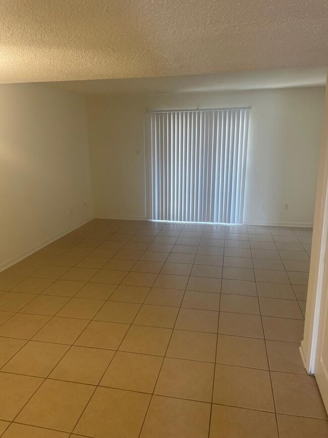 Photo - 5104 W Esplanade Ave