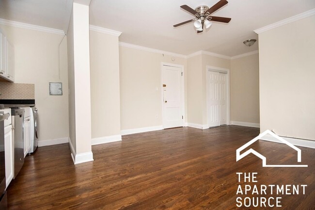 Photo - 3345 N Marshfield Ave Unit 308