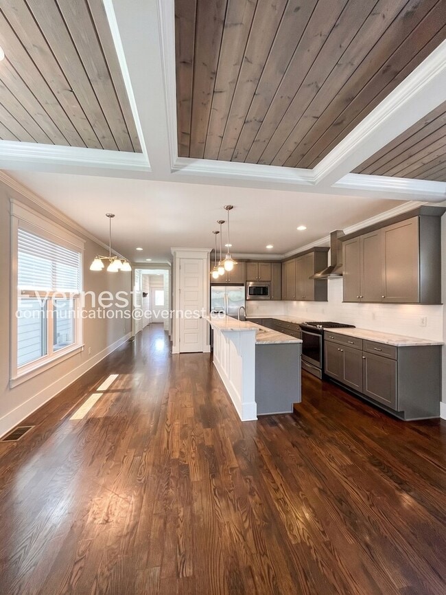 Photo - 6213B Louisiana Ave