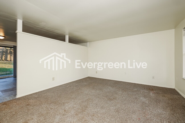 Photo - 7320 Kirkveiw Dr