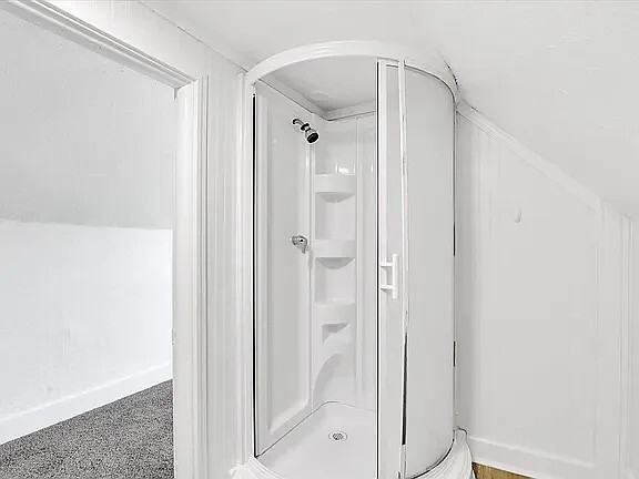 Photo - 302 E Ermina Ave