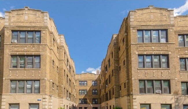 Building Photo - 4815 N Springfield Ave Unit 3E