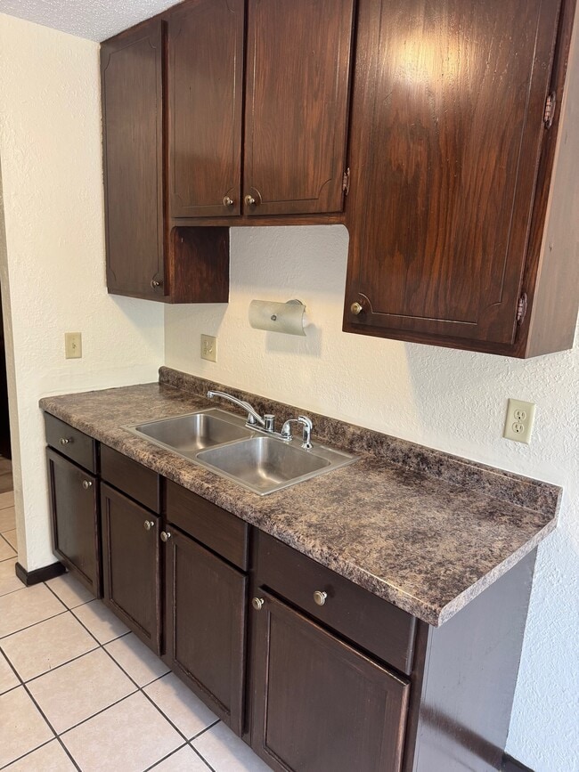 995 St Albans St N Unit 302