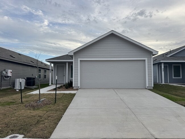 Building Photo - 405 Shearwater Ave