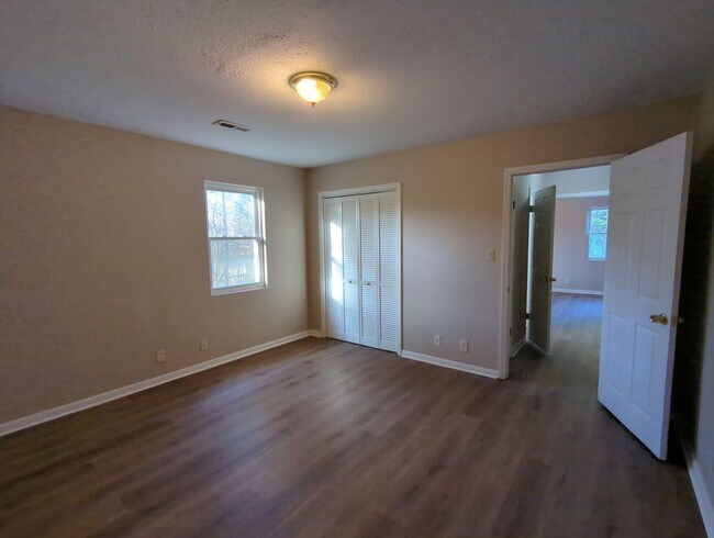 Photo - 115 Summerfield Rd Unidad 117 Summerfield Rd