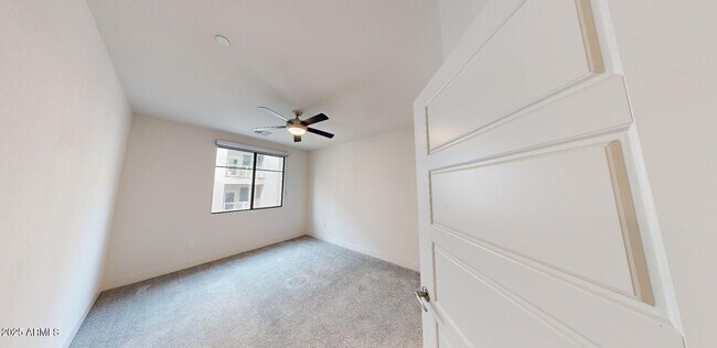 Photo - 15501 N Dial Blvd Unidad B1