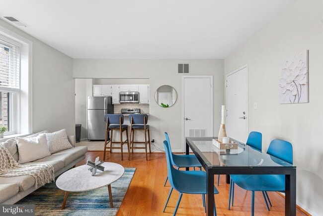 Photo - 2001 16th St NW Unit 404