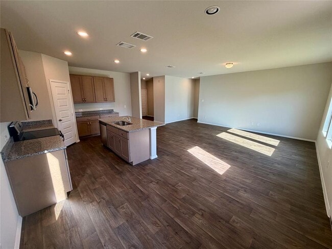 Photo - 117 Rocky View Ln