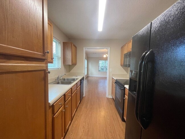 Photo - LEASING FOR JANUARY 2026! 1/2 SECURITY DEP...