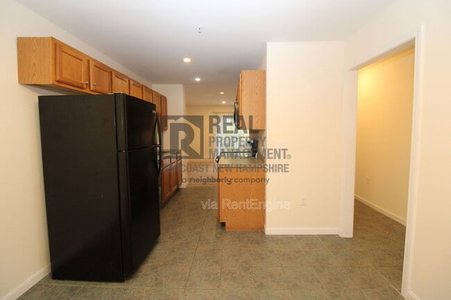 Photo - 2 Waverly Dr