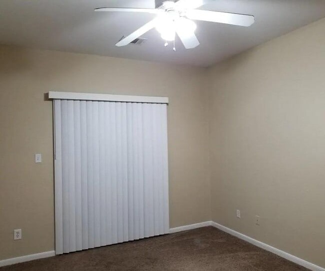 Photo - 2801 Southampton Way