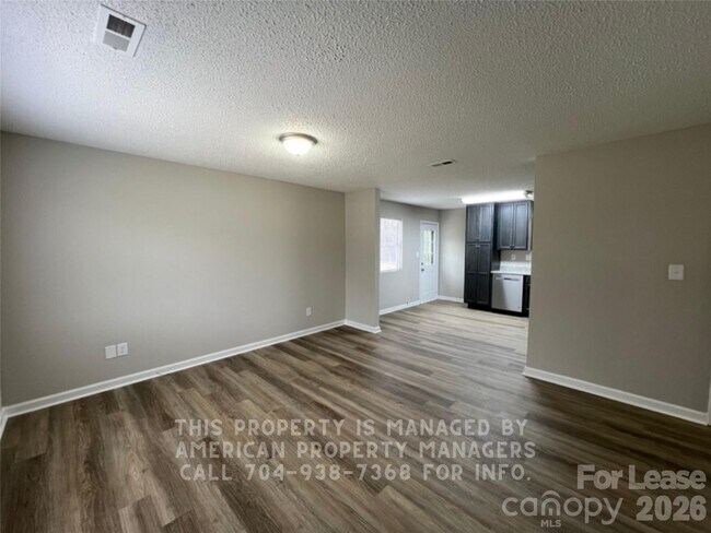 Photo - 318 Rustic Rd