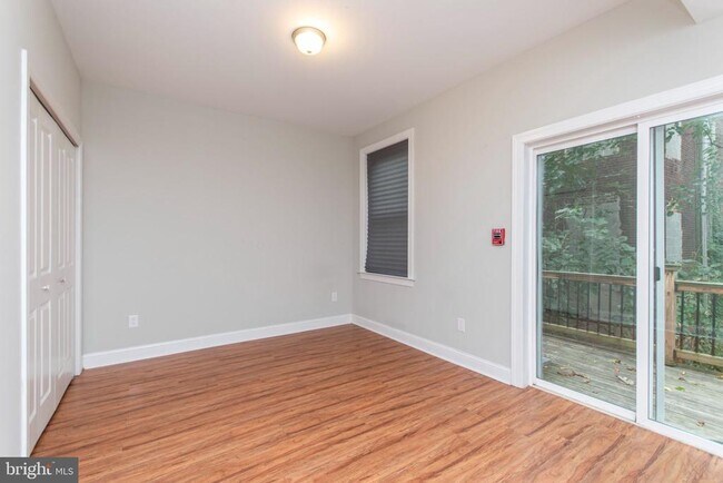 1222 N 7th St Unit BLDG E UNIT 2