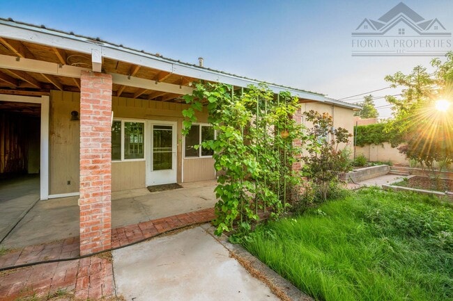 Photo - Classic Stamm Home in Casa Alegre