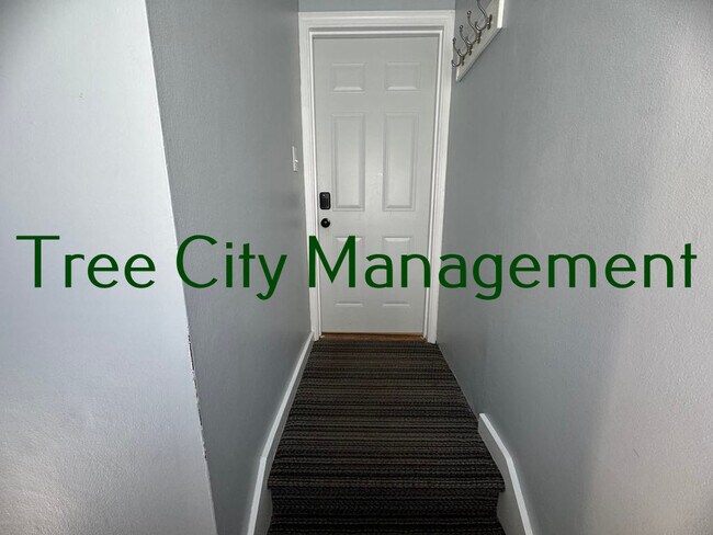 Entrance from inside building - 326 W Oakdale Dr