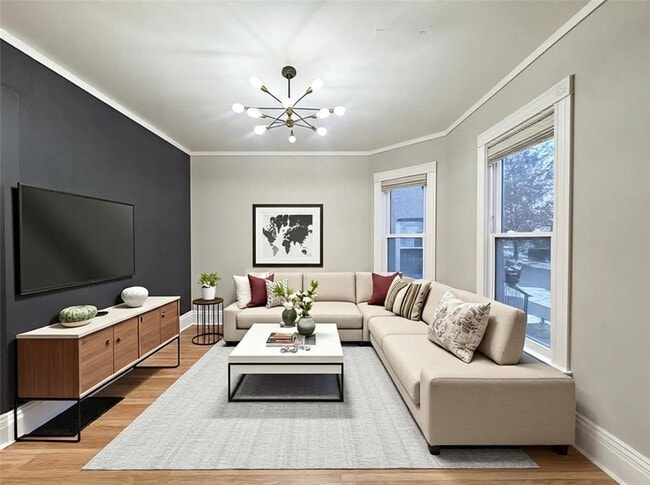 Photo - 102 Gregory St