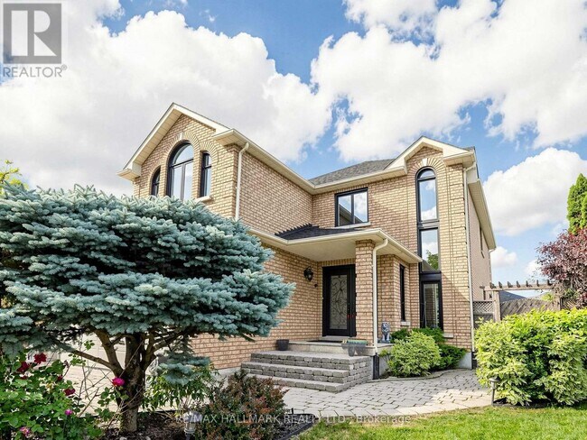 Photo - 235 Caproni Dr
