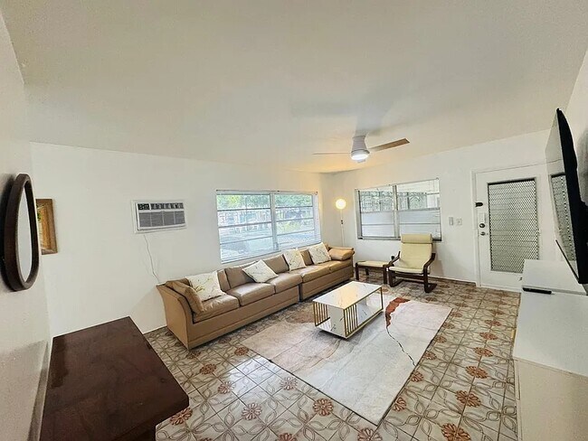 650 Pennsylvania Ave Unit 1