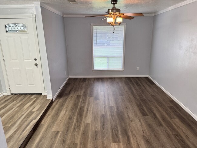 Photo - 23115 Ludgate Dr