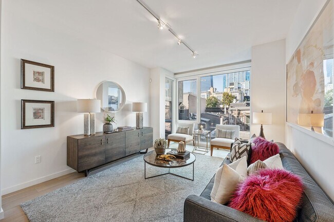 Photo - SoMA: Stylish 1 Bed Condo w/ Designer Finishes, Google Fiber, Bike Storage & Shared Roof Deck Unidad 870 Harrison St. #202