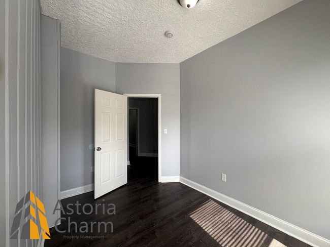 Photo - Modern 4-Bedroom with Yard & Easy Downtown...