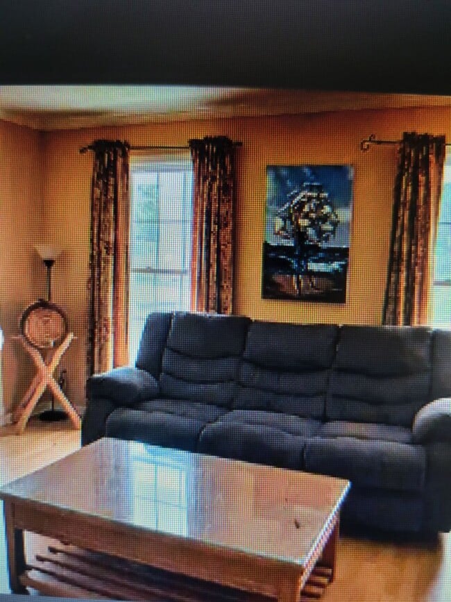 Photo - 4 bedroom 2.5 baths in Kempsville
