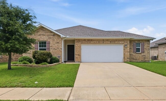 Photo - 405 Willow Creek Dr